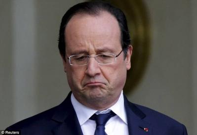 Hollande devant le perron elysee